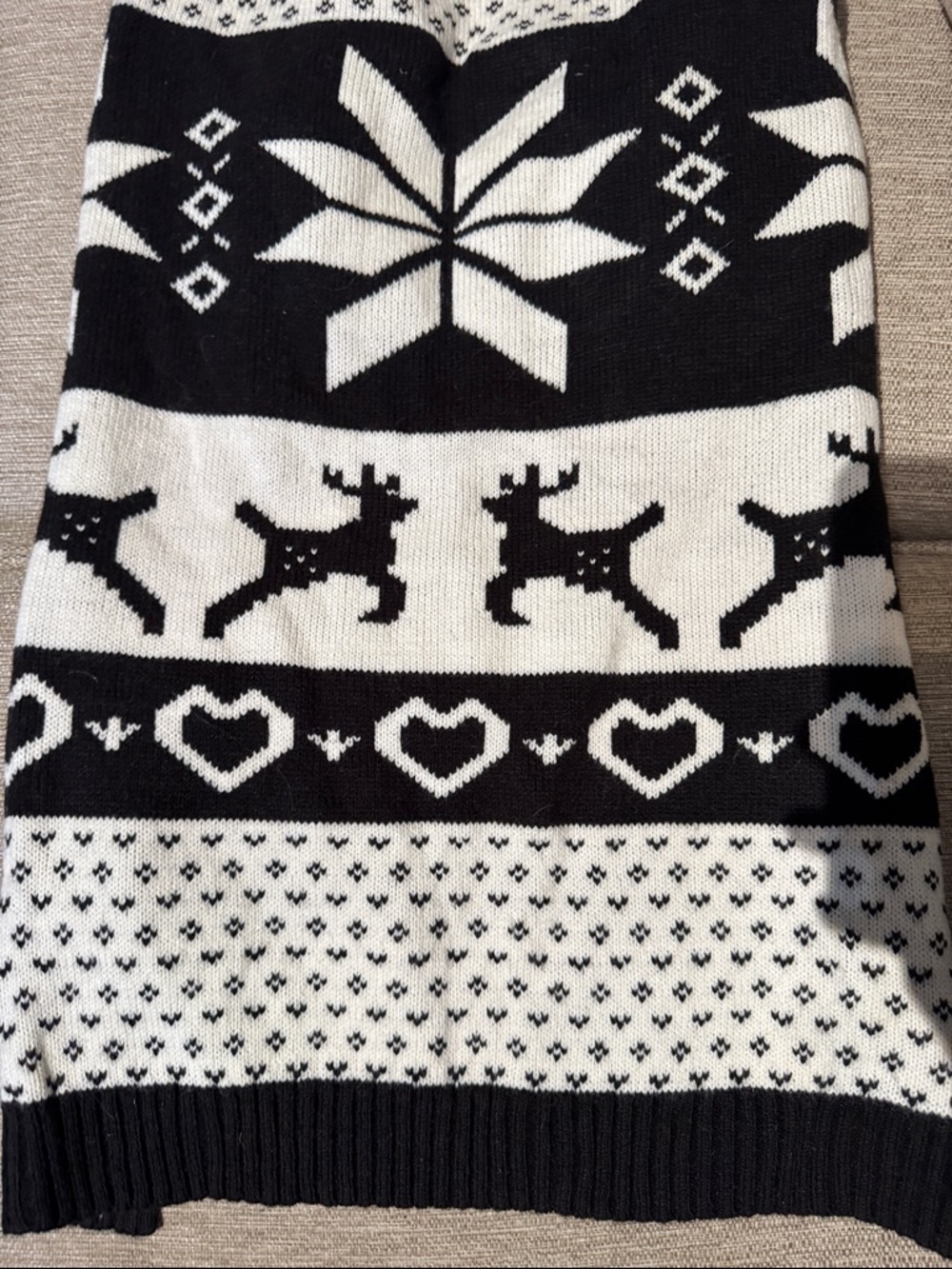 Classic Black & White Reindeer Knit Dog Sweater - Brand: